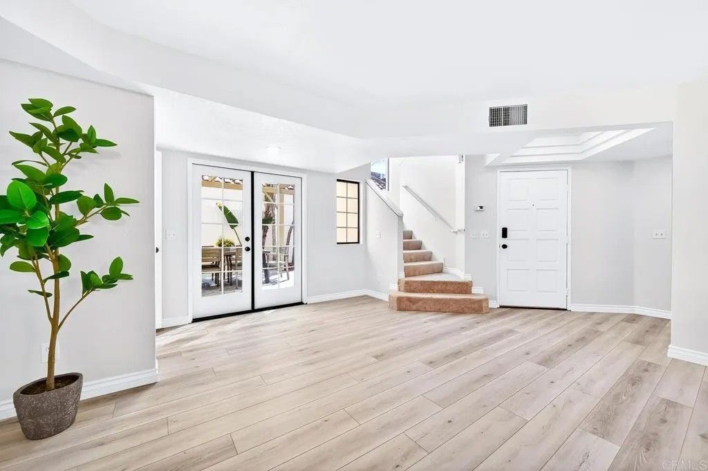 Photo of 1948 Villa Del Dios Gln, Escondido, CA 92029 (MLS # NDP2603329)