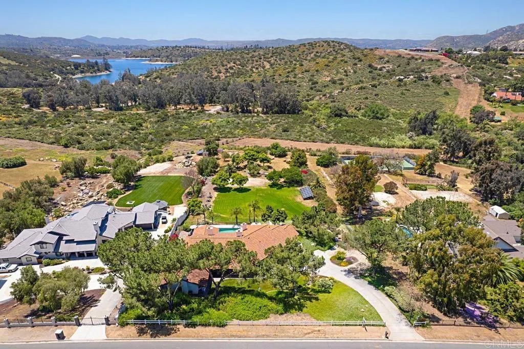 9824 Quail Canyon Road