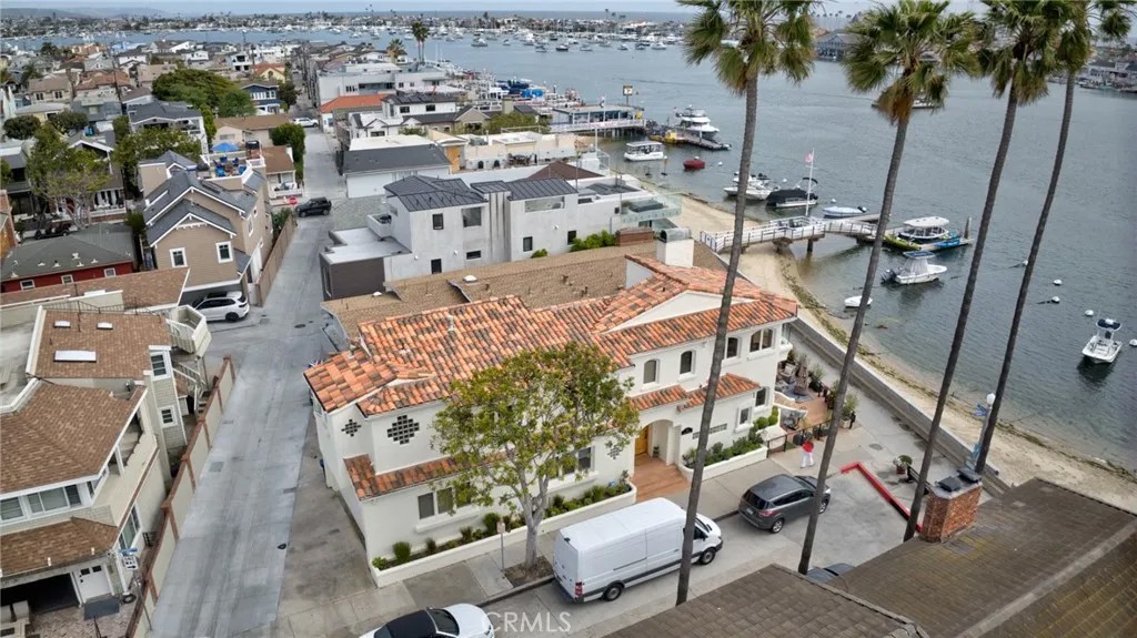 300 South Bayfront