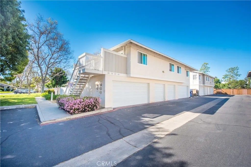 Photo of 811 Pillar Point Way, Oceanside, CA 92058 (MLS # IG26032277)