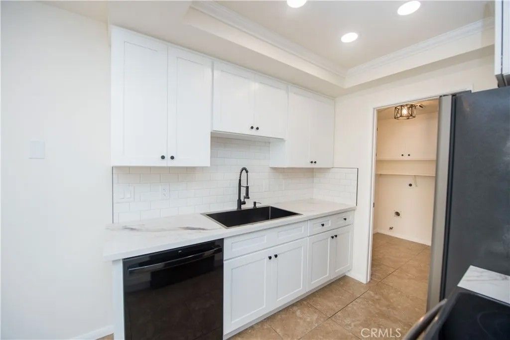 Photo of 811 Pillar Point Way, Oceanside, CA 92058 (MLS # IG26032277)