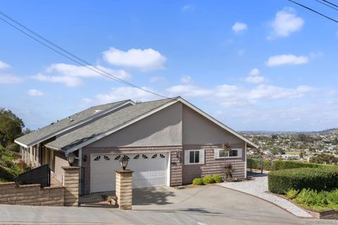 Tiny photo for 4040 Rosarita Dr, La Mesa, CA 91941 (MLS # 250042544)