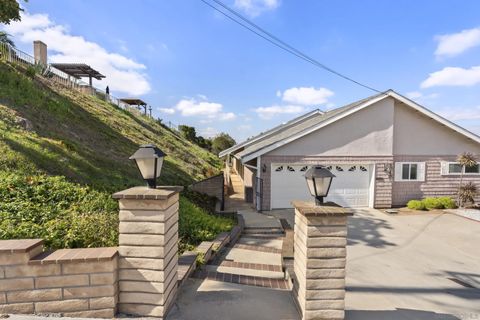 Tiny photo for 4040 Rosarita Dr, La Mesa, CA 91941 (MLS # 250042544)