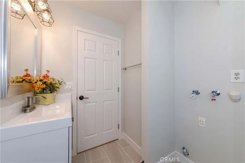 Tiny photo for 918 Huntington Dr #O, Duarte, CA 91010 (MLS # AR25240602)