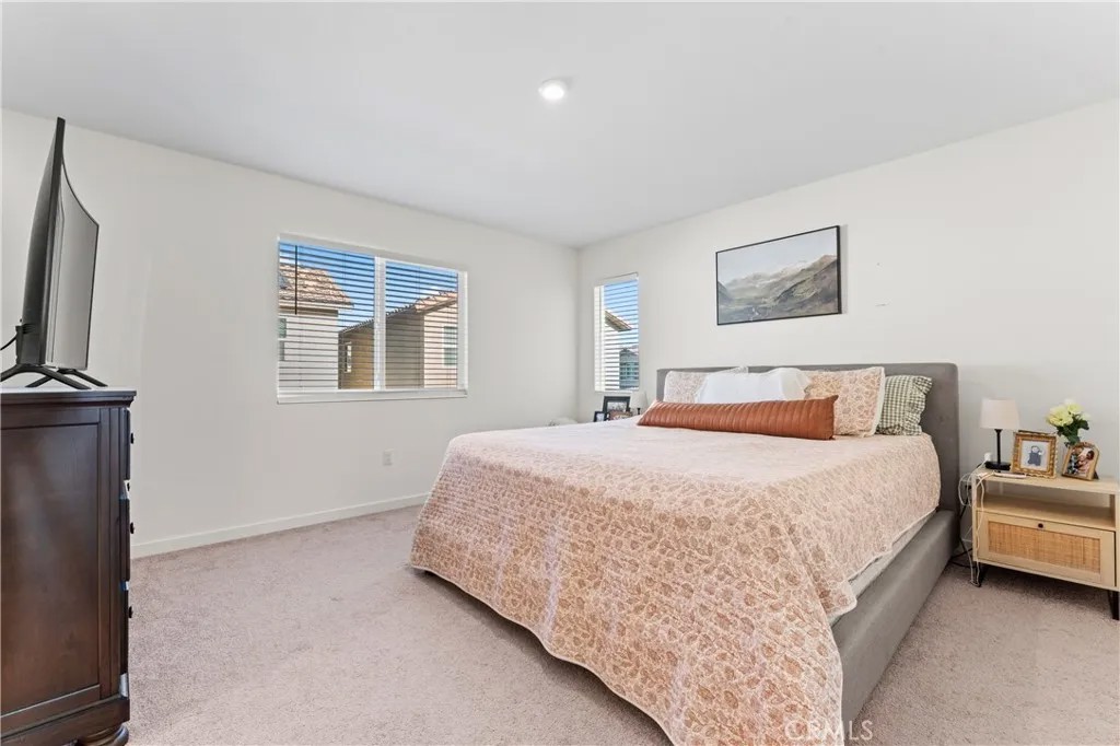 12704 Ironstone