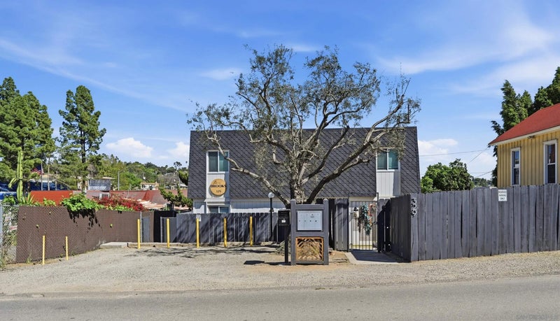 329 N Pico Ave