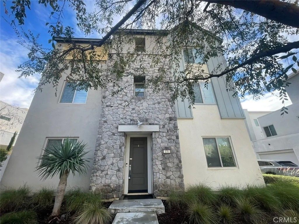 Photo of 170 Episode, Irvine, CA 92618 (MLS # PW25282395)