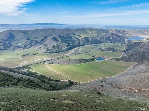 2200 White Rock Santa Maria CA 93454