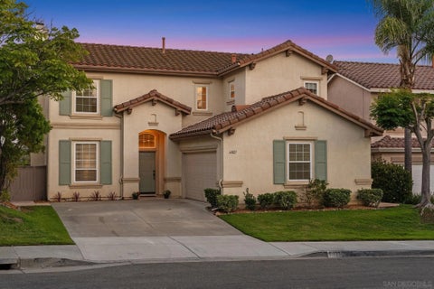 Photo of 6021 Paseo Carreta, Carlsbad, CA 92009 (MLS # 260013843)