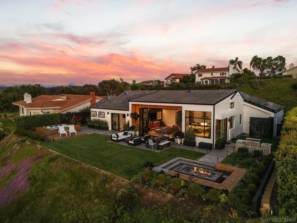 Photo of 948 Santa Estella, Solana Beach, CA 92075 (MLS # 260010756)