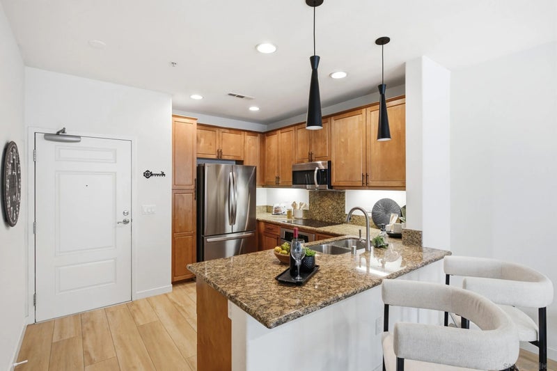 3887 Pell Pl 325
