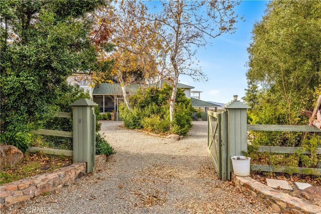Photo of 16765 Charro Road, Lake Elsinore, CA 92530 (MLS # OC26021218)