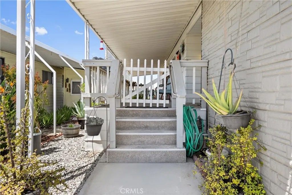 Photo of 5001 W Florida Ave #763, Hemet, CA 92545 (MLS # CV26006031)