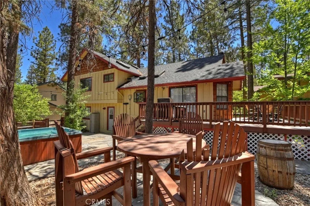 480 Crystal Lake