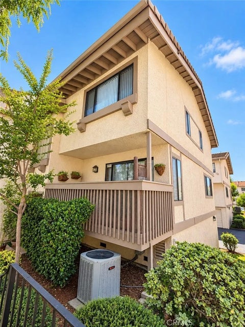 Photo of 26009 Alizia Canyon #E, Calabasas, CA 91302 (MLS # SR26214500)