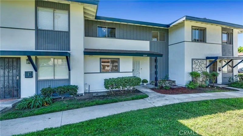 11074 Kibbins Circle