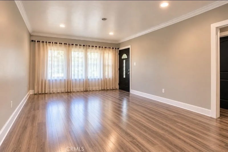 13122 Thistle