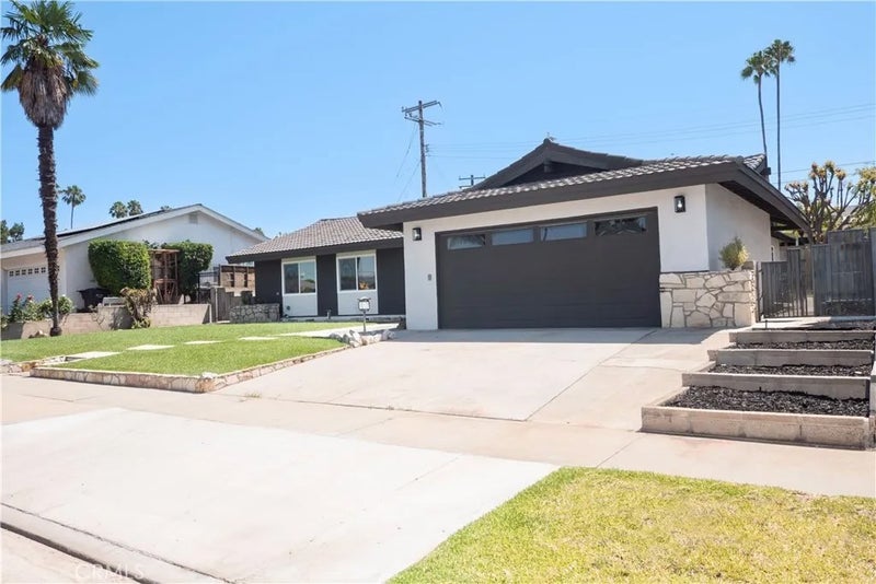 1312 Fairplain