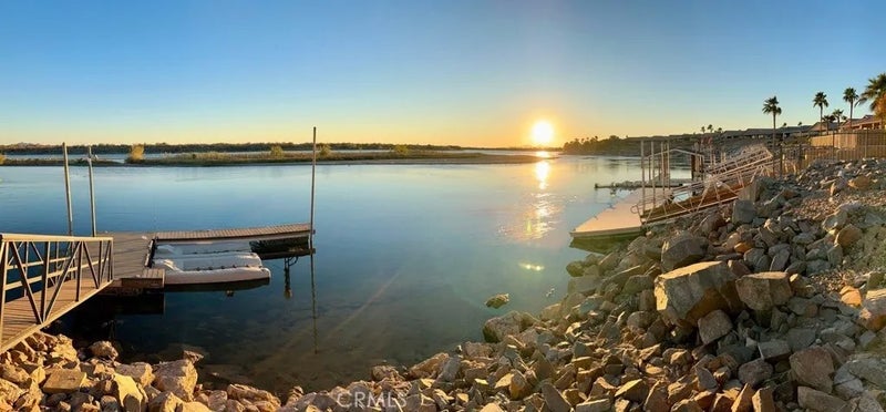 2710 Colorado River