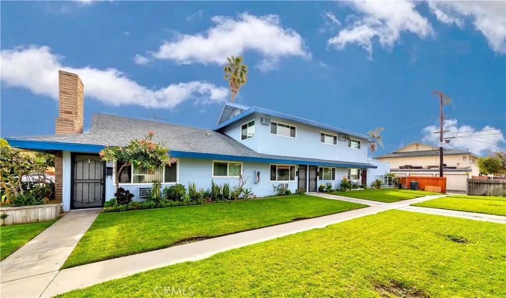 Photo of 12292 Ranchero Avenue, Garden Grove, CA 92843 (MLS # PW26011614)