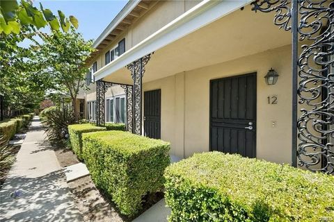 Photo of 2400 Elden Ave #12, Costa Mesa, CA 92627 (MLS # OC26004841)