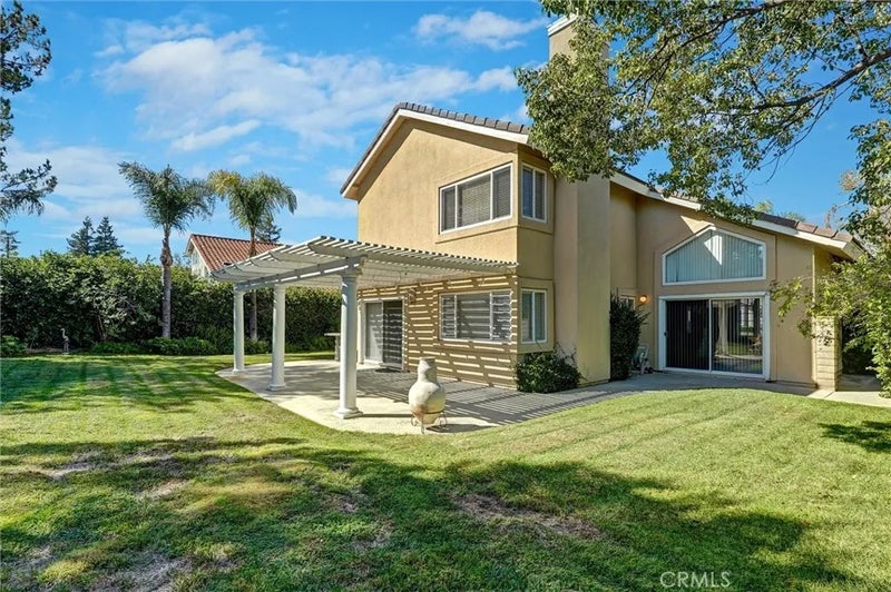 3329 Crazy Horse