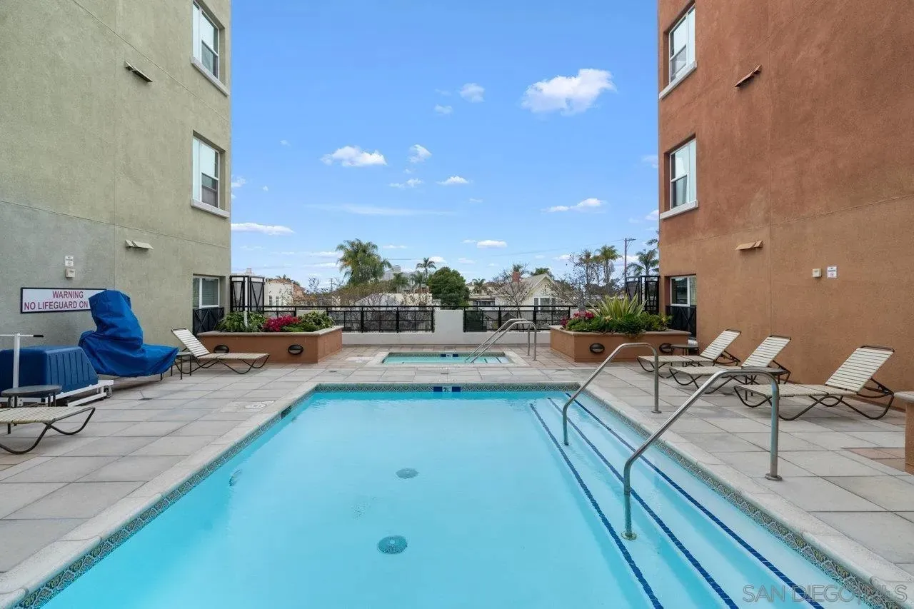 San Diego, California 92103, United States, 2 Bedrooms Bedrooms, ,2 BathroomsBathrooms,Residential,Active,77706