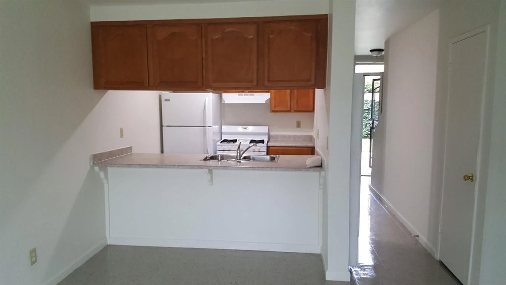 Photo of 417 N Citrus Ave #29, Escondido, CA 92027 (MLS # 260004680)