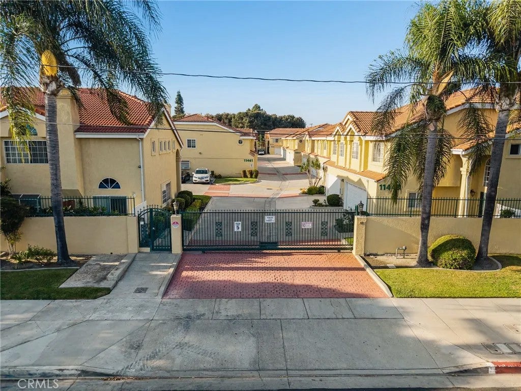 11463 Excelsior Drive
