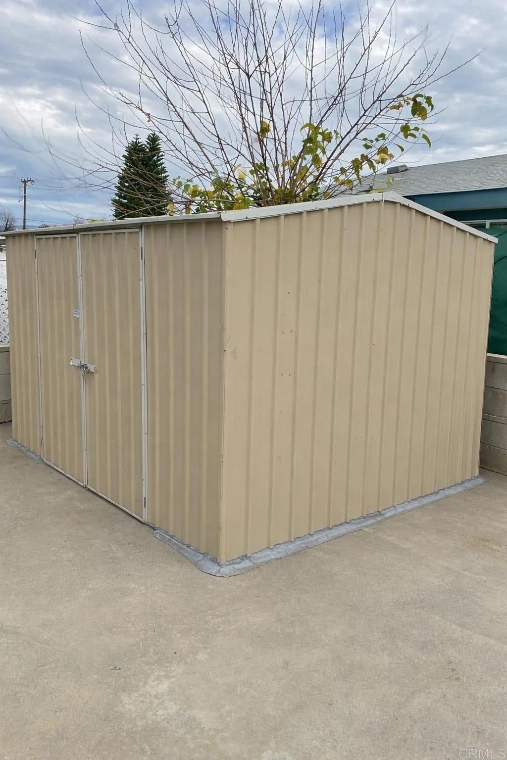 Photo of 810 San Ynez Drive, Hemet, CA 92543 (MLS # PTP2600620)