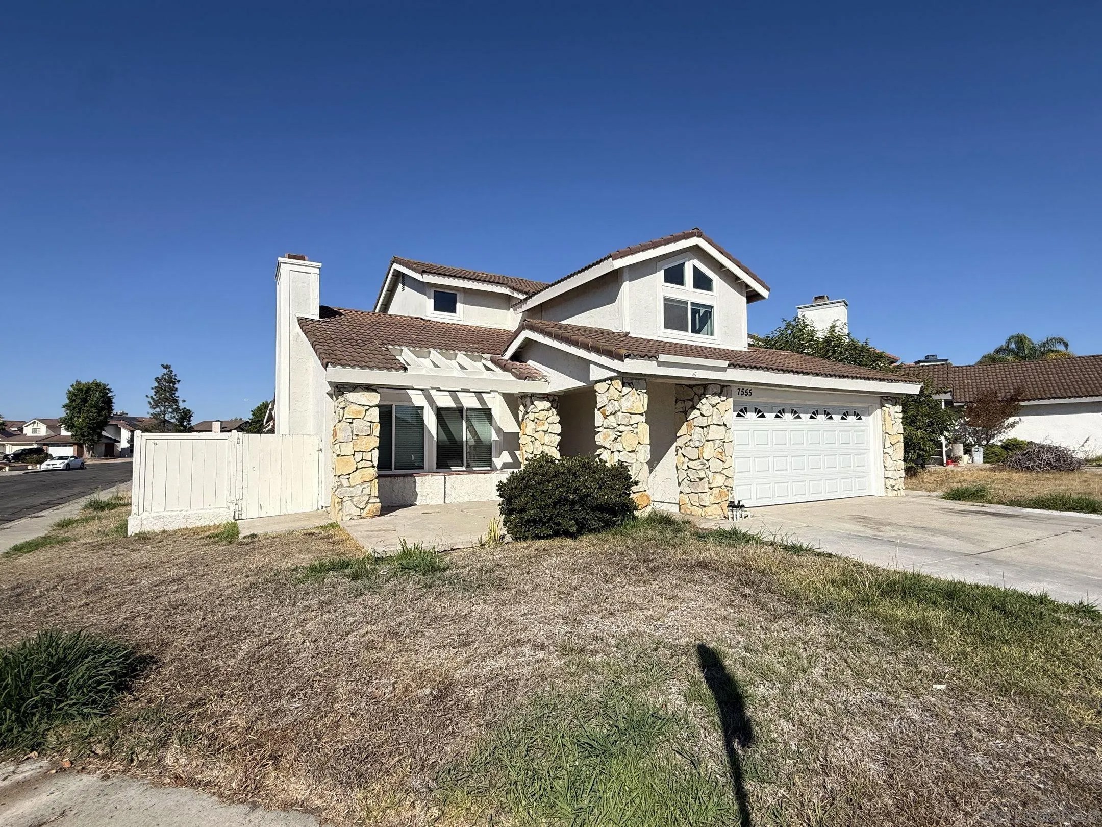 7555 Angeton Dr
