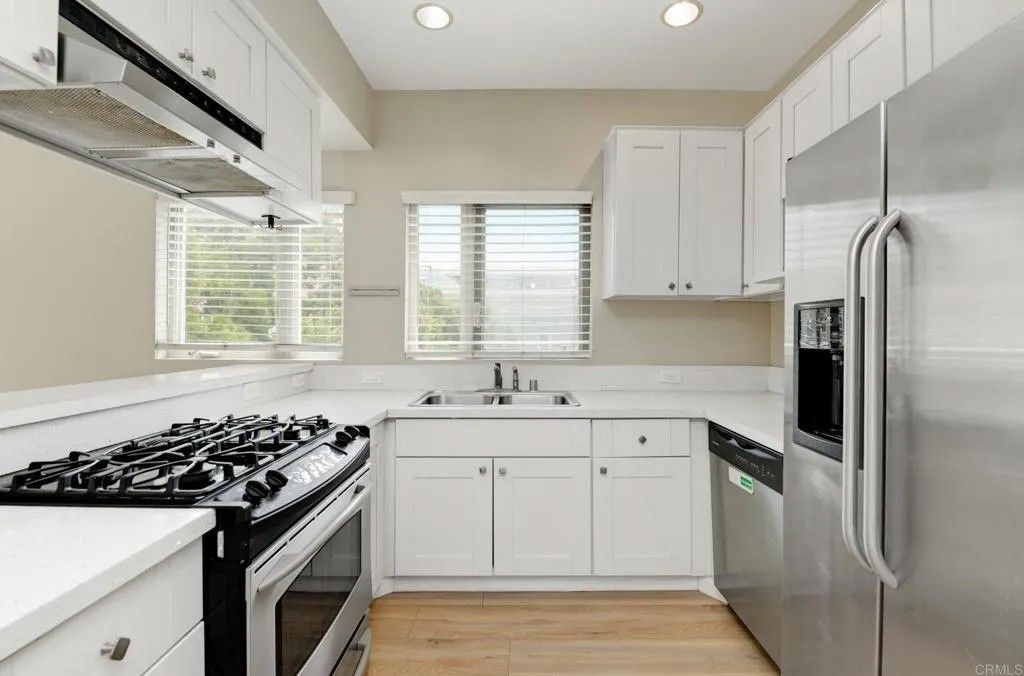 Photo of 450 J St #4131, San Diego, CA 92101 (MLS # NDP2603716)