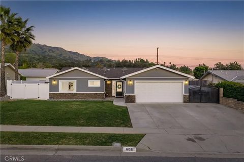 Photo of 608 Thornhurst Avenue, Glendora, CA 91741 (MLS # CV26046611)