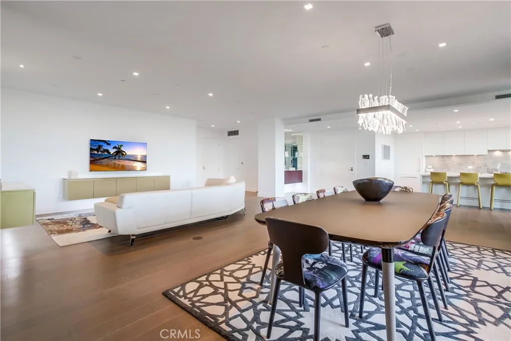2855 5th Avenue 703