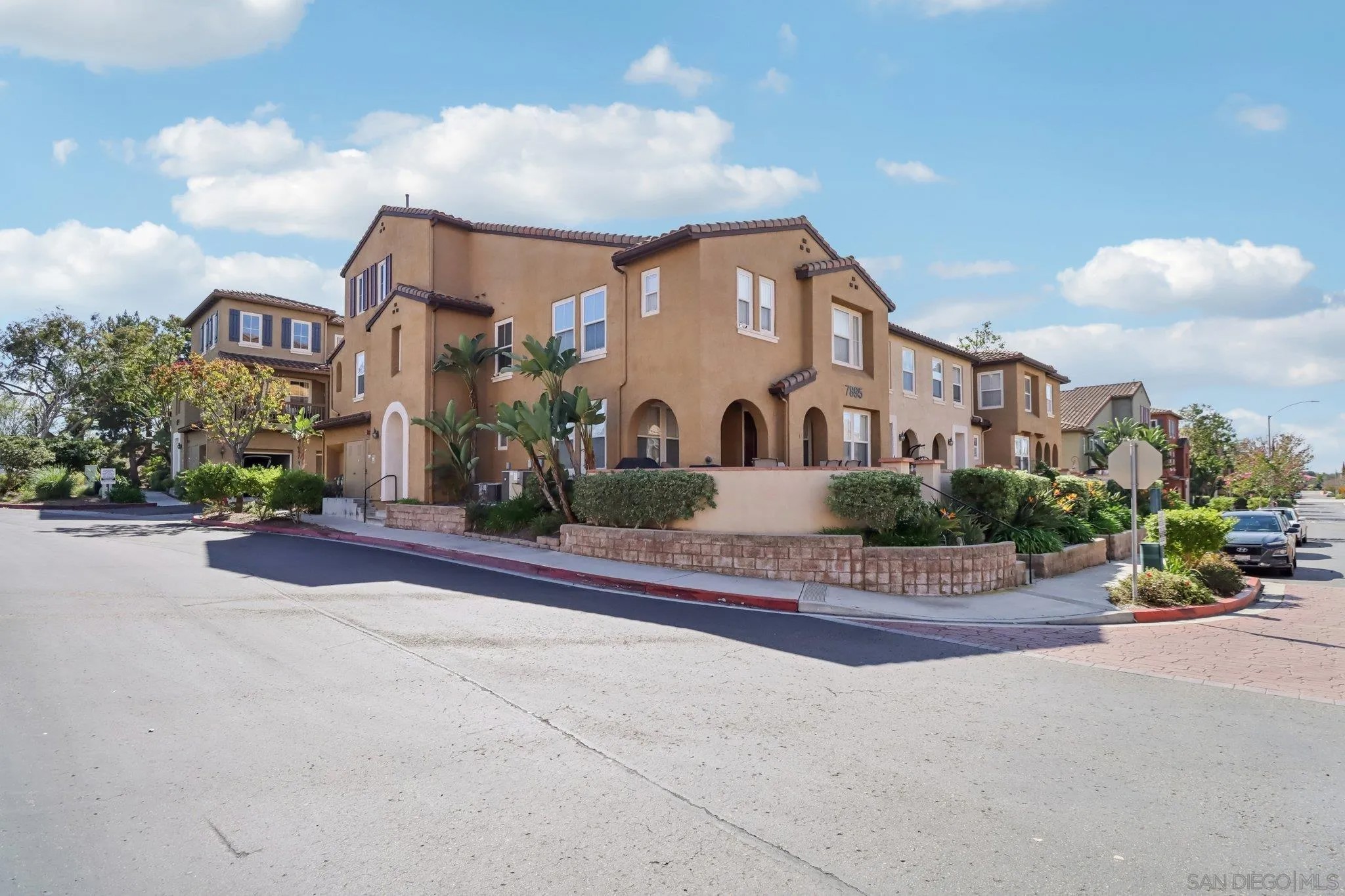 7895 Via Montebello 1