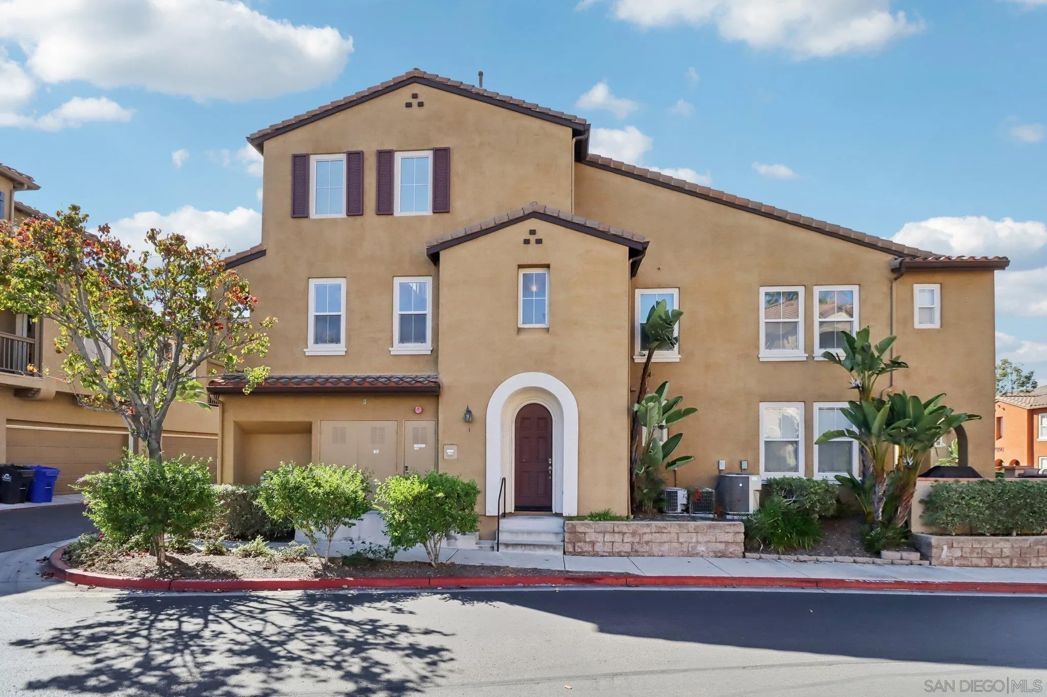 7895 Via Montebello 1