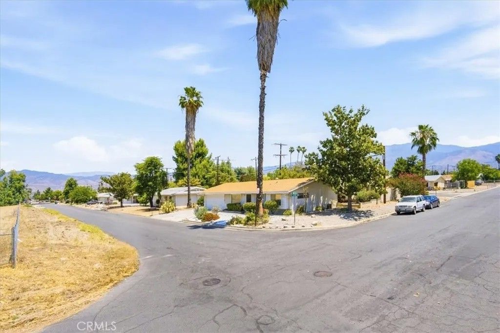 Photo of 26124 New Chicago AVE, Hemet, CA 92544 (MLS # IV26104157)