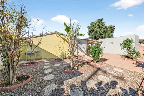 Tiny photo for 15524 Thornlake Ave, Norwalk, CA 90650 (MLS # PW25272693)