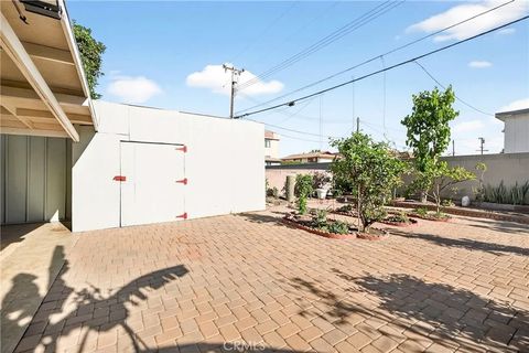 Tiny photo for 15524 Thornlake Ave, Norwalk, CA 90650 (MLS # PW25272693)