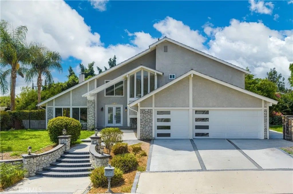 Photo of 19402 Lemon Hill Drive, North Tustin, CA 92705 (MLS # WS25272064)