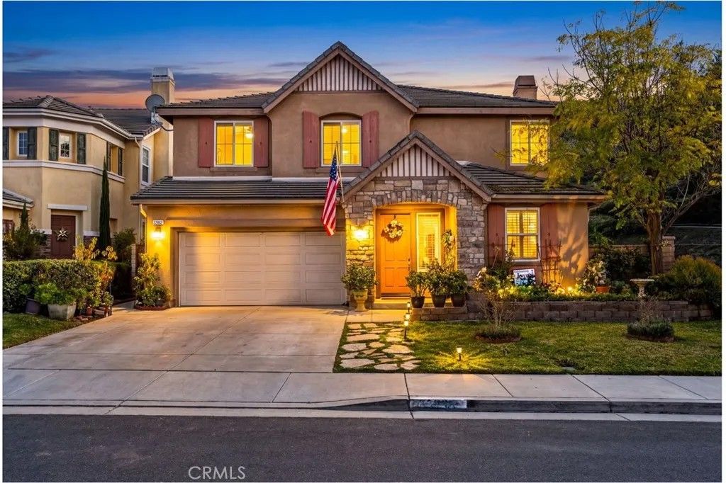 Photo of 22862 Montanya Pl, Murrieta, CA 92562 (MLS # SW25263416)