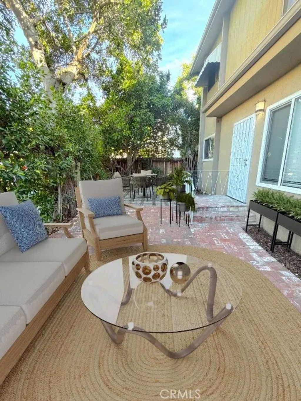 Photo of 1040 N Sierra Bonita Avenue #1, West Hollywood, CA 90046 (MLS # SR26052733)
