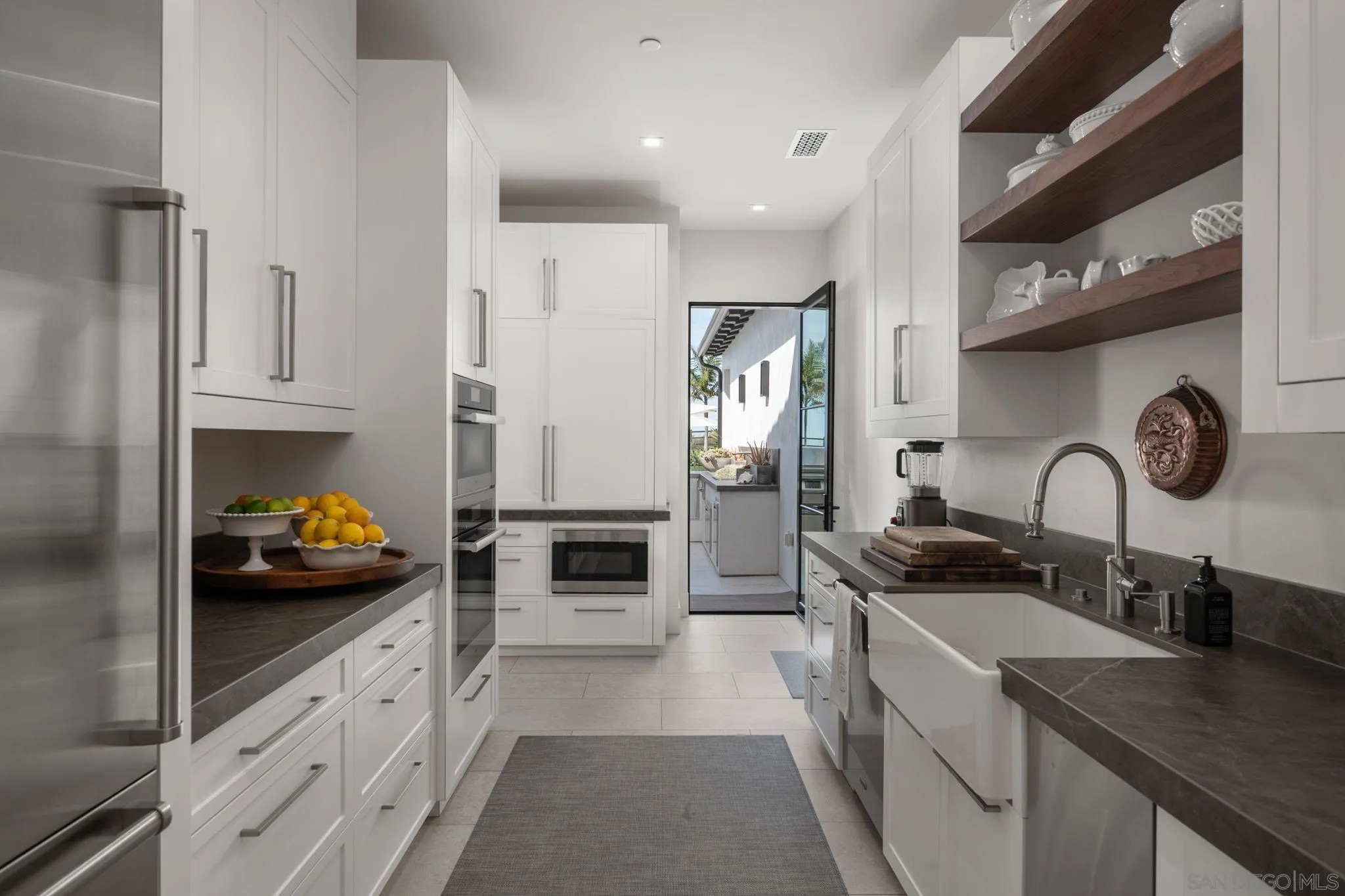 16786-88 Calle Hermosa