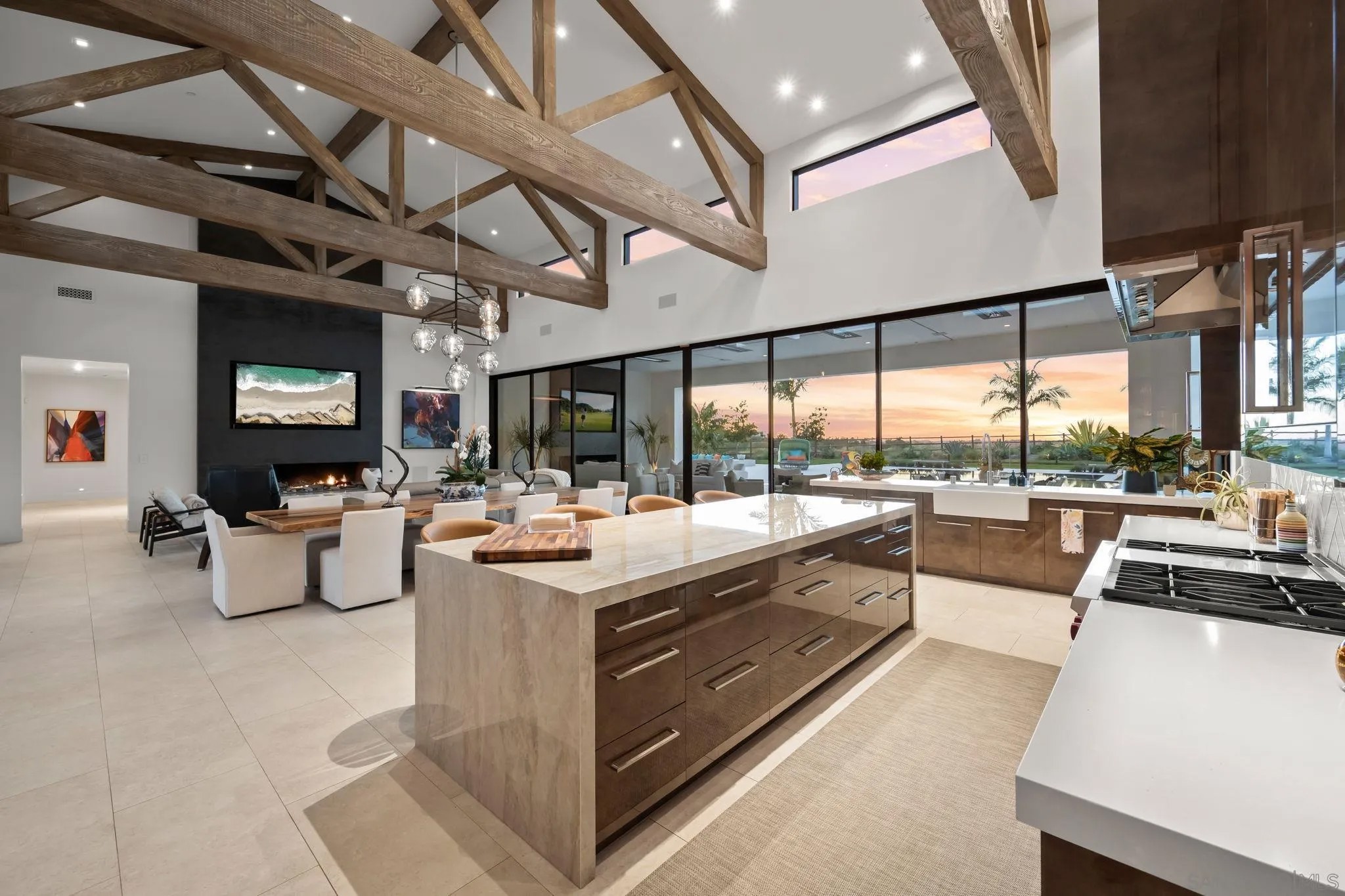 16786-88 Calle Hermosa