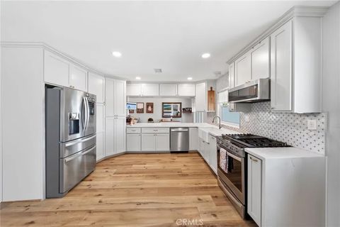 Photo of 23893 Five Tribes Trl, Murrieta, CA 92562 (MLS # SW26000074)