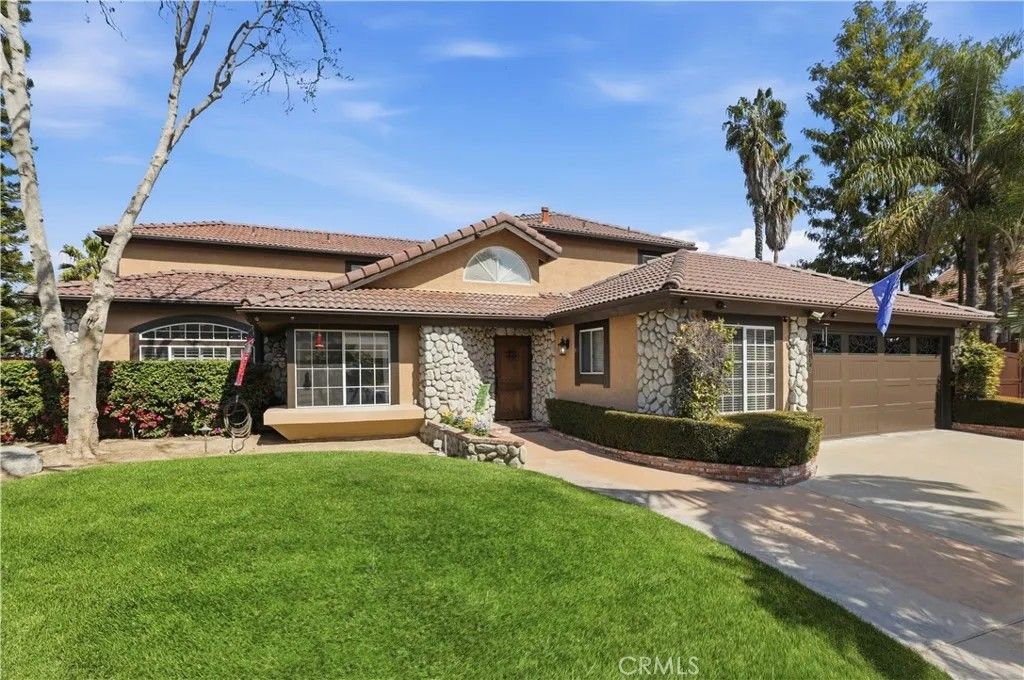 Photo of 1210 Versailles Circle, Riverside, CA 92506 (MLS # IV26094794)