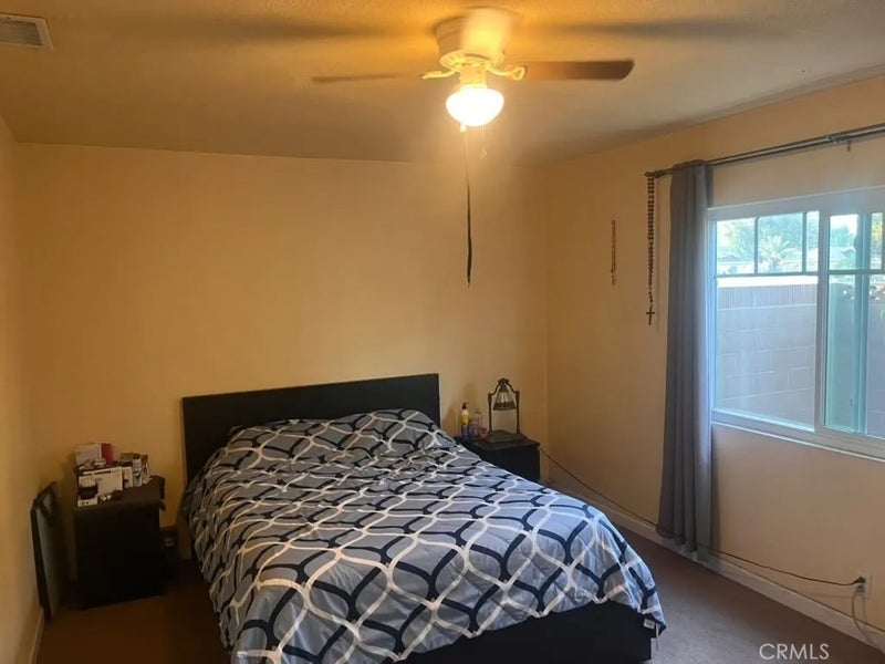 12427 Sungrove
