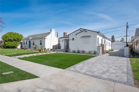 Photo of 8716 S 10th Avenue, Inglewood, CA 90305 (MLS # SB26030790)