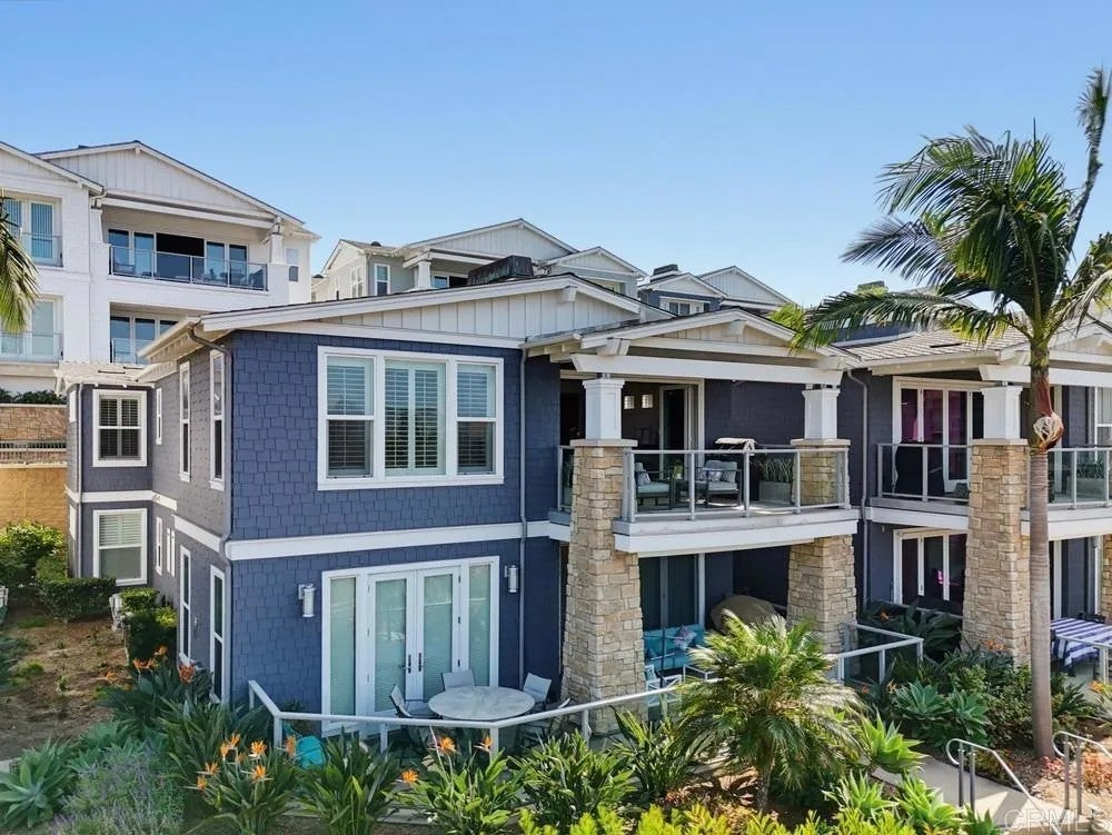 2389 Ocean Street