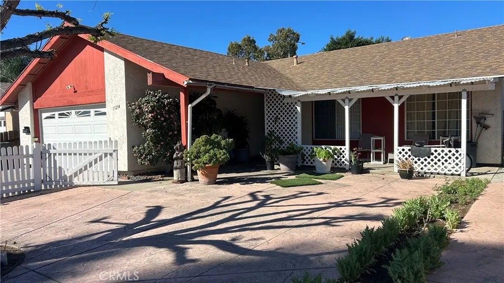 Photo of 13254 Powers Court, Poway, CA 92064 (MLS # SW26053611)